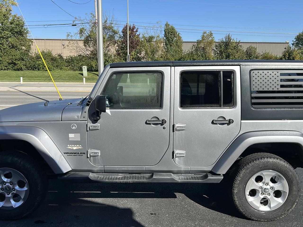 Jeep Wrangler Unlimited 4WD 4dr Sahara 2013