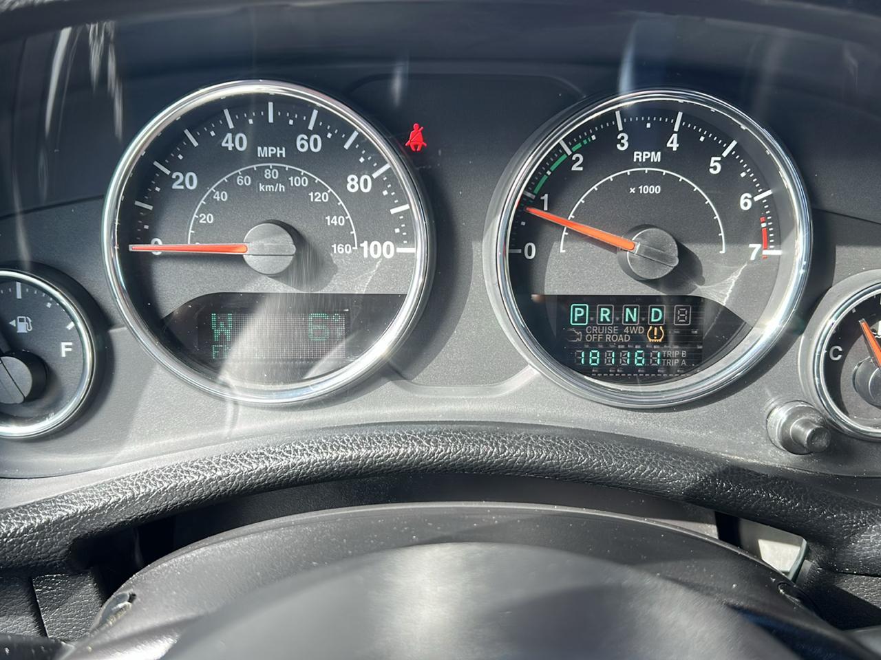 Jeep Wrangler Unlimited 4WD 4dr Sahara 2013
