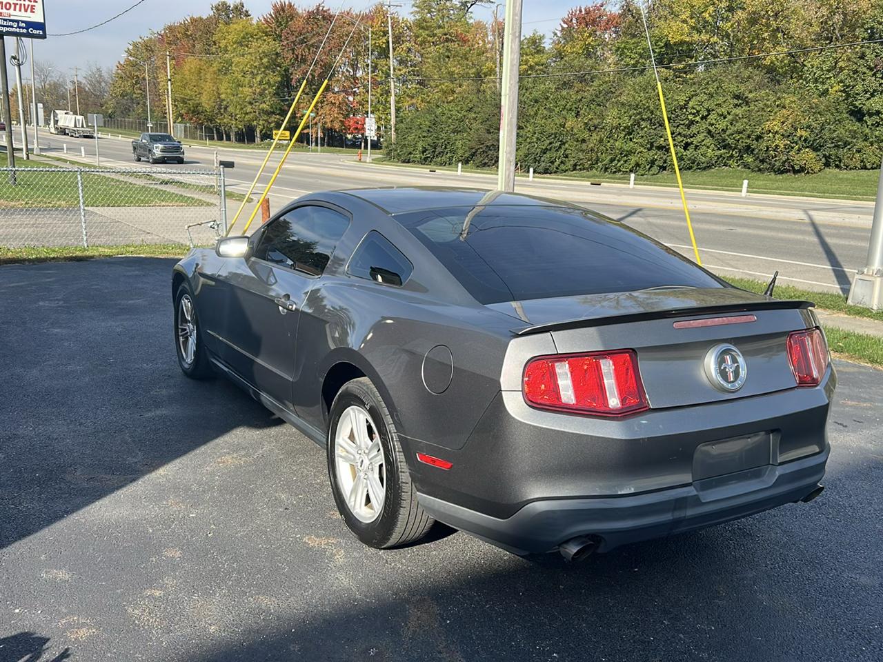 Ford Mustang 2dr Cpe V6 2012