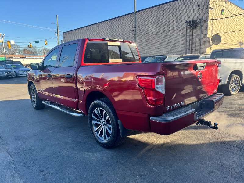 Nissan Titan  2018