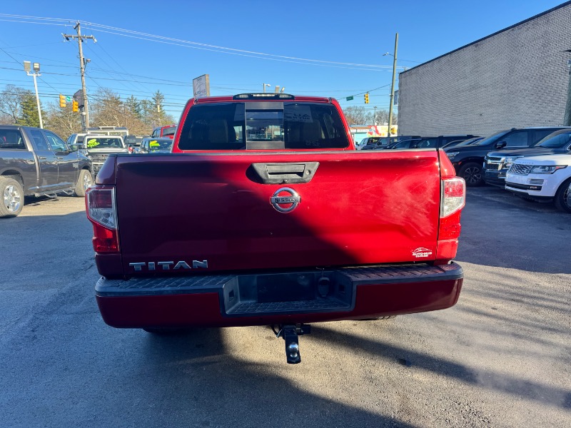 Nissan Titan  2018
