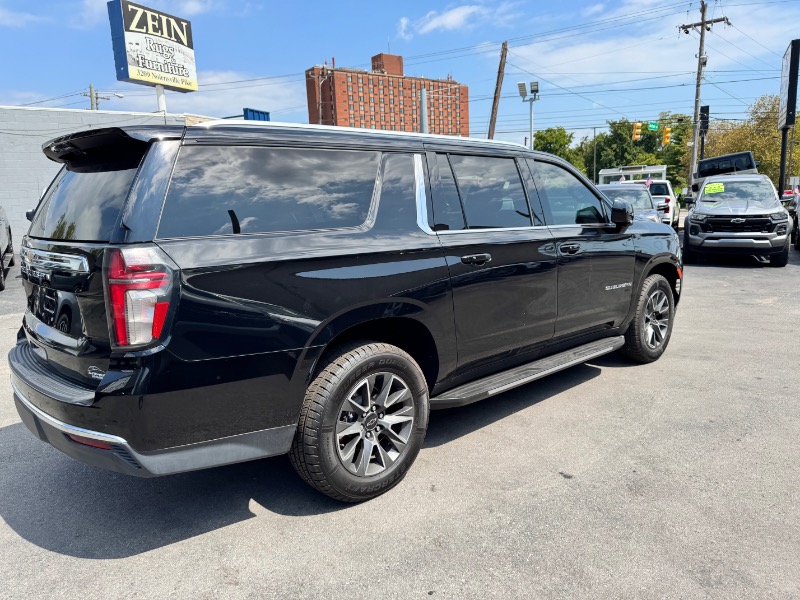 Chevrolet Suburban  2021