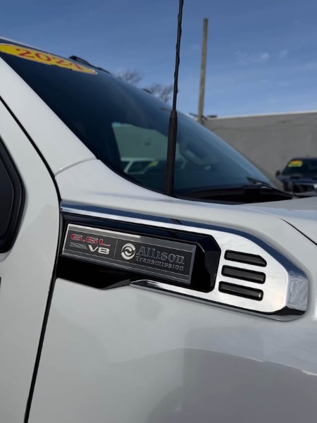 GMC Sierra 3500HD  2024