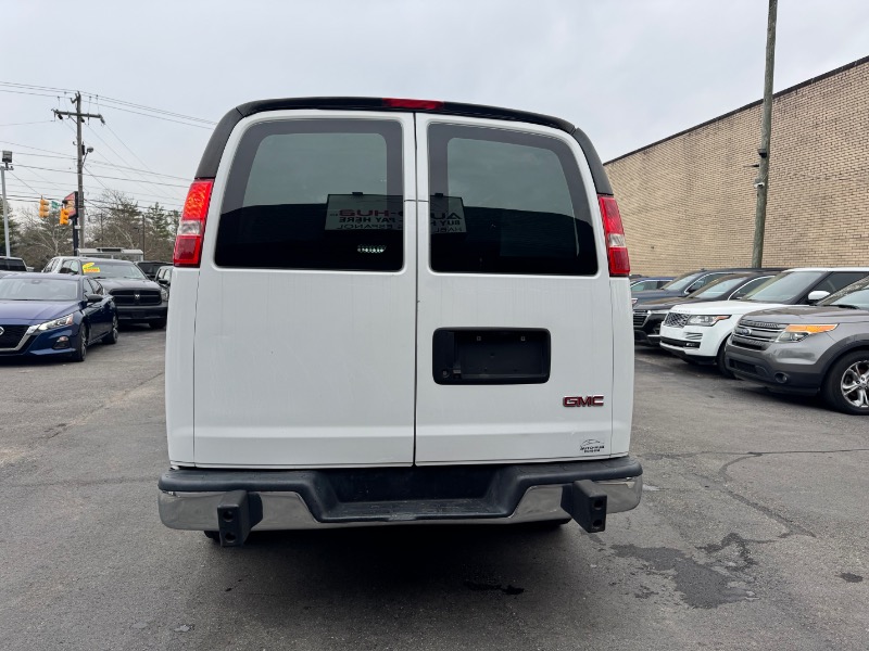 GMC Savana  2020
