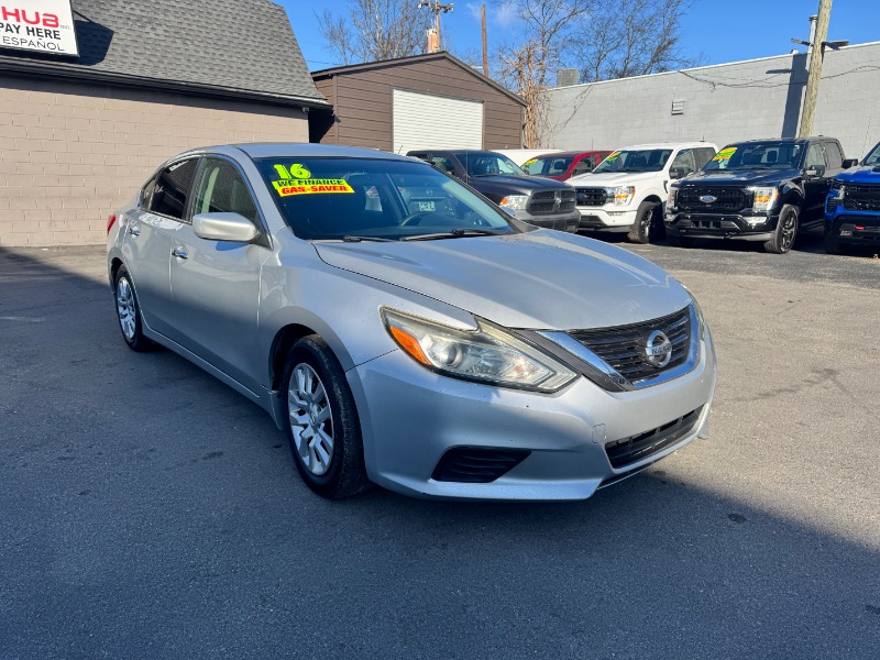 Nissan Altima  2016