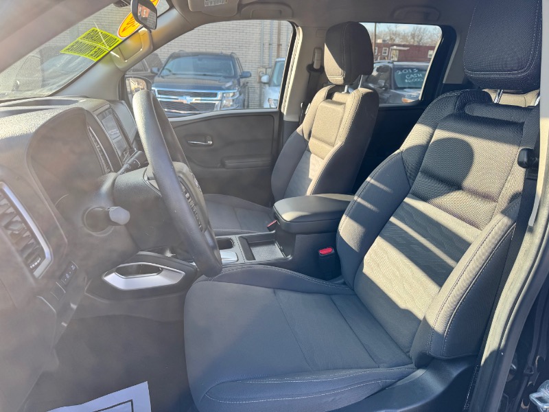 Nissan Frontier  2024