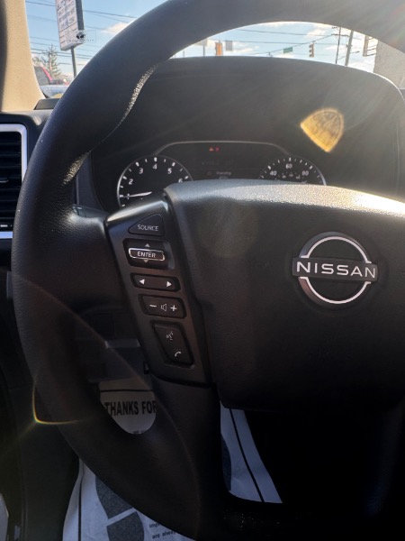 Nissan Frontier  2024