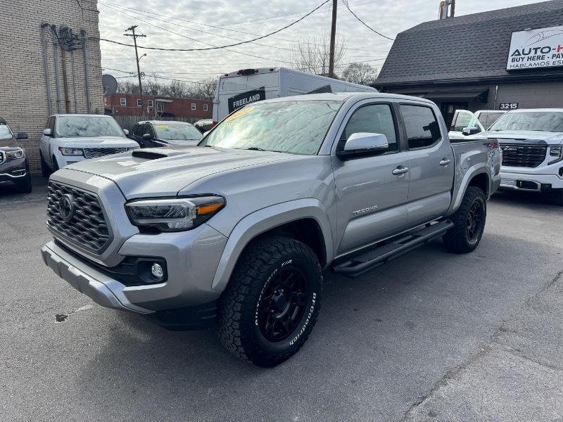 Toyota Tacoma  2021