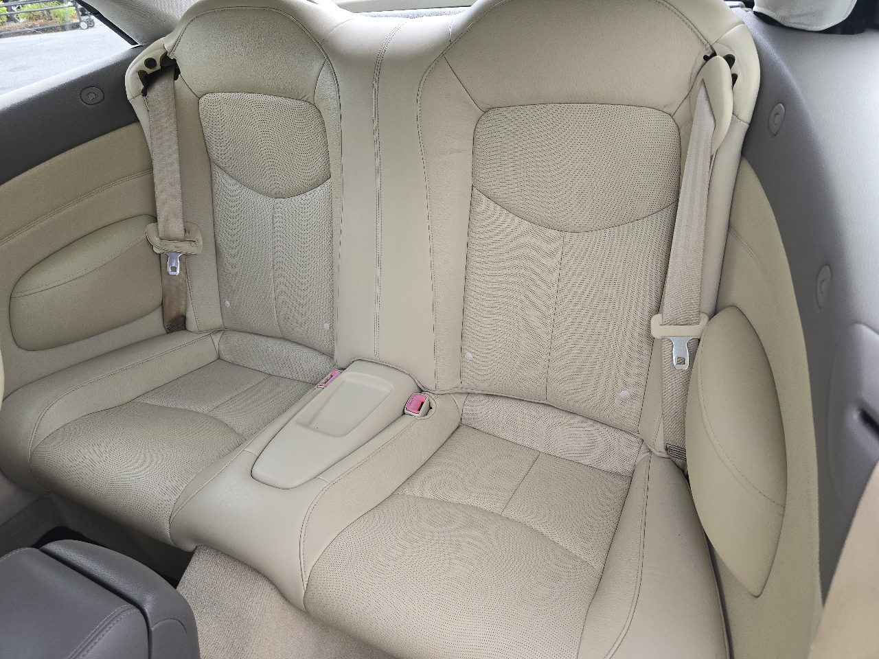 2015 Infiniti Q60 photo 10
