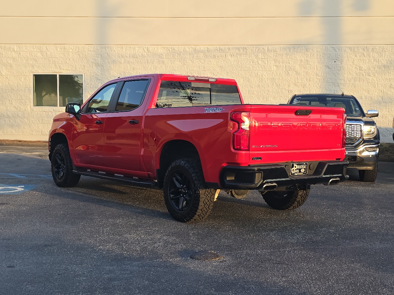 2020 Chevrolet Silverado 1500 LT Trail Boss photo 2