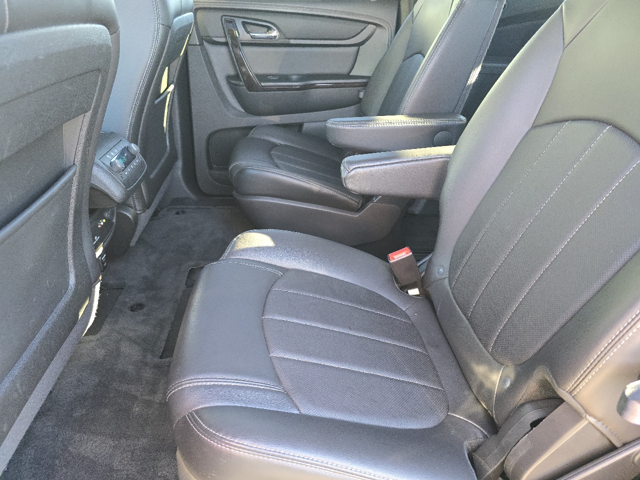 Chevrolet Traverse FWD 4dr LTZ 2016