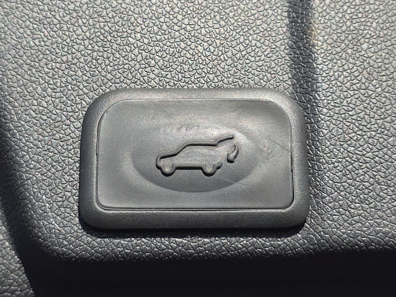 Chevrolet Traverse FWD 4dr LTZ 2016
