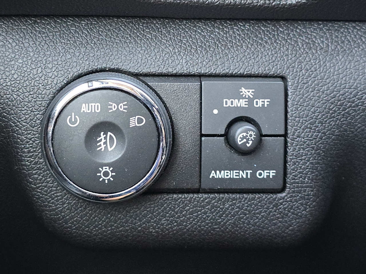Chevrolet Traverse FWD 4dr LTZ 2016
