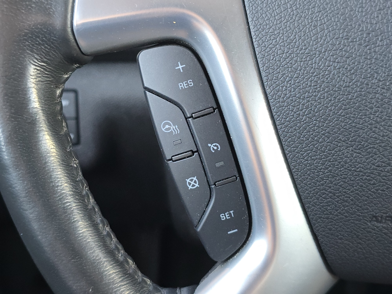 Chevrolet Traverse FWD 4dr LTZ 2016