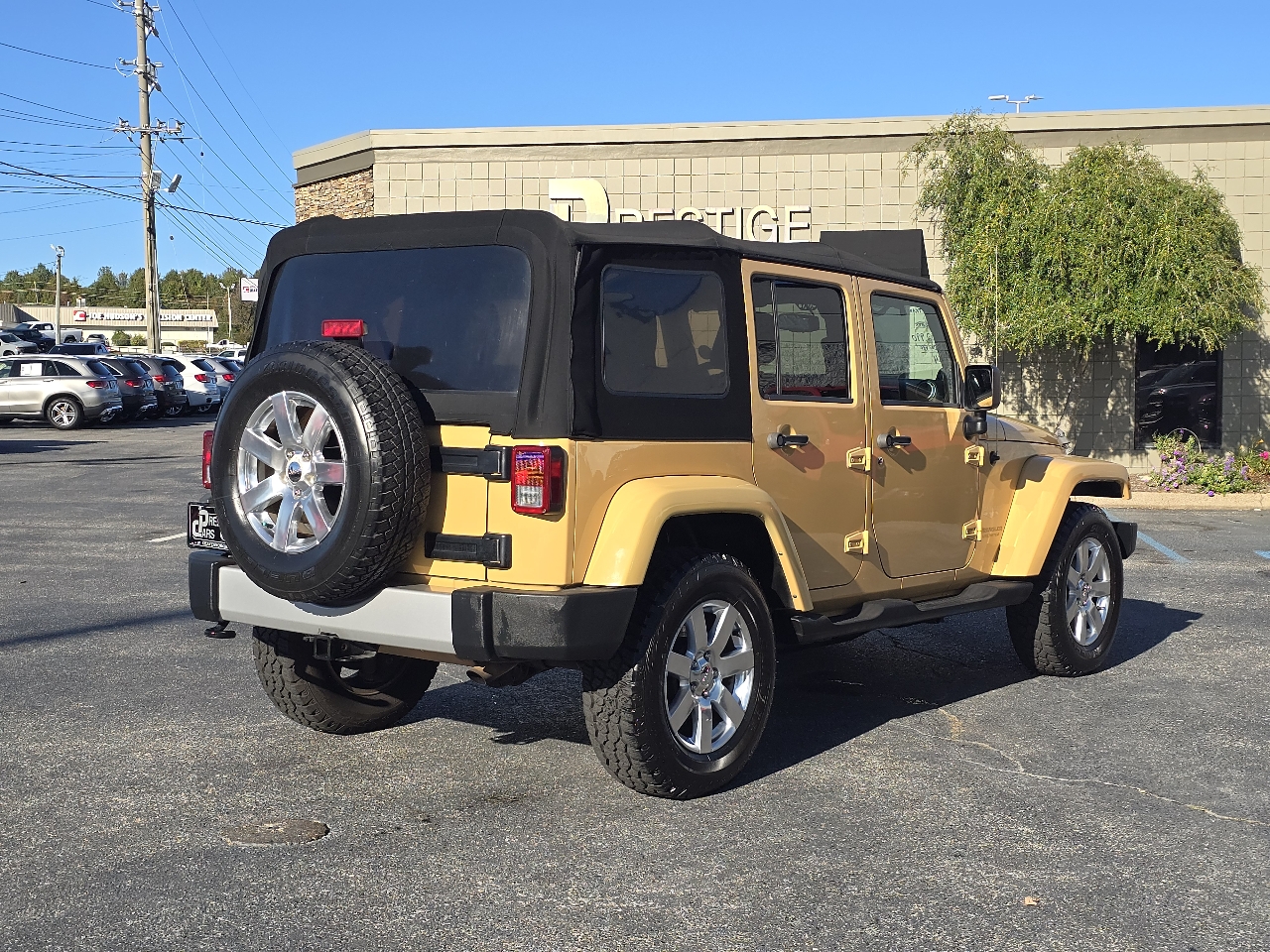 Jeep Wrangler Unlimited 4WD 4dr Sahara 2013