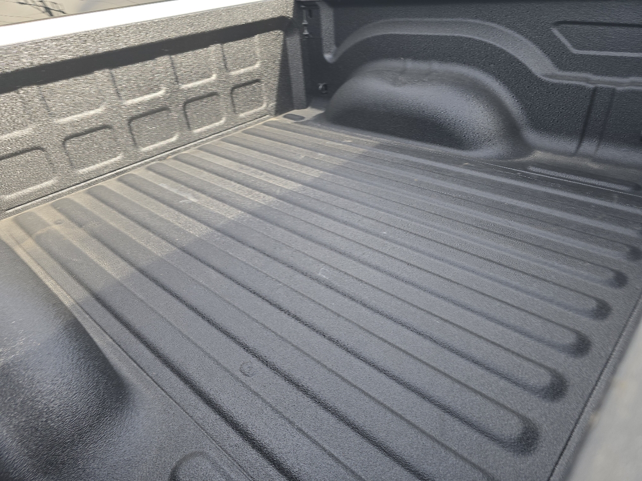 RAM 1500 Classic Tradesman 4x4 Crew Cab 5'7" Box 2021