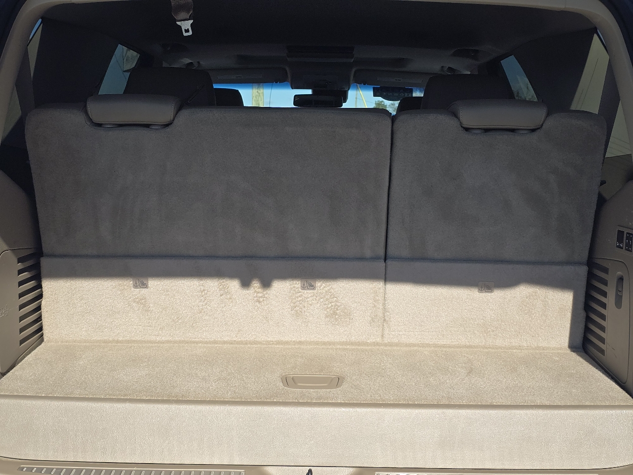 Chevrolet Tahoe 4WD 4dr LTZ 2015