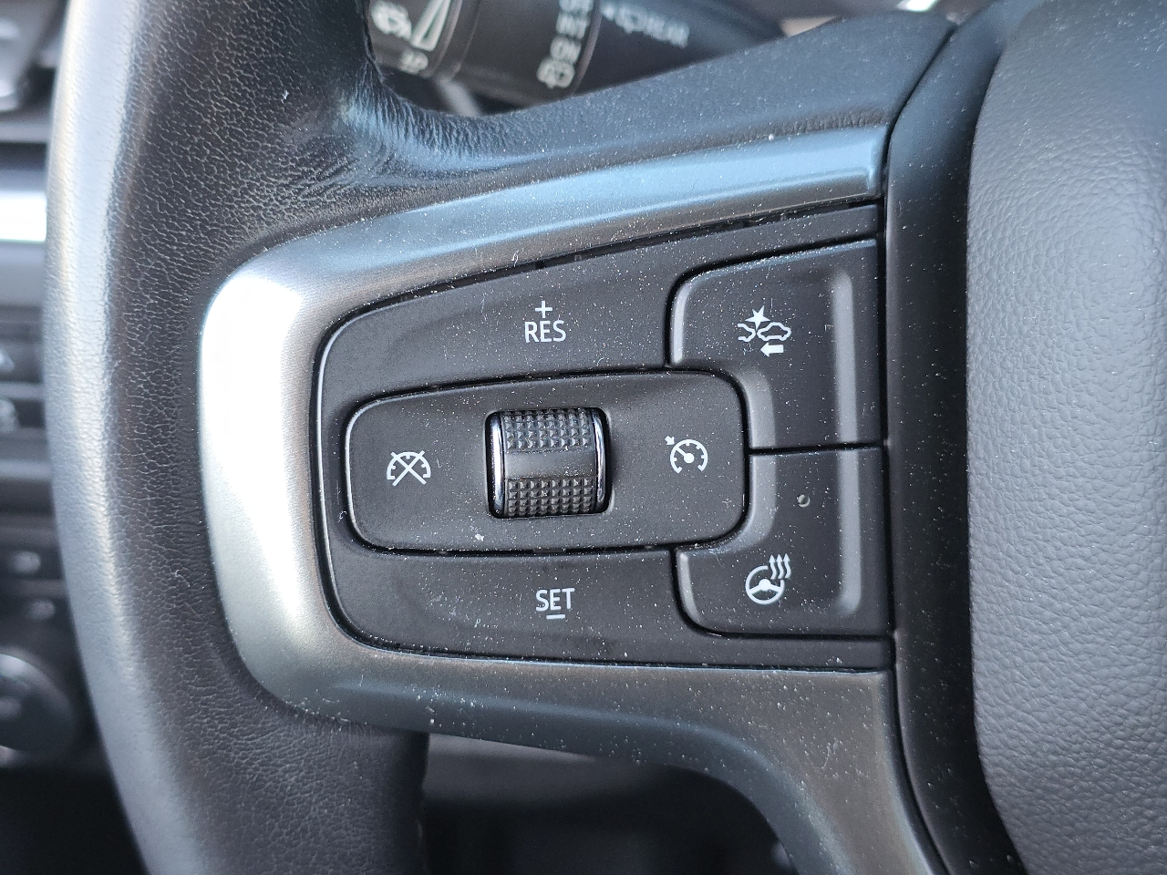 Chevrolet Tahoe 4WD 4dr Z71 2021