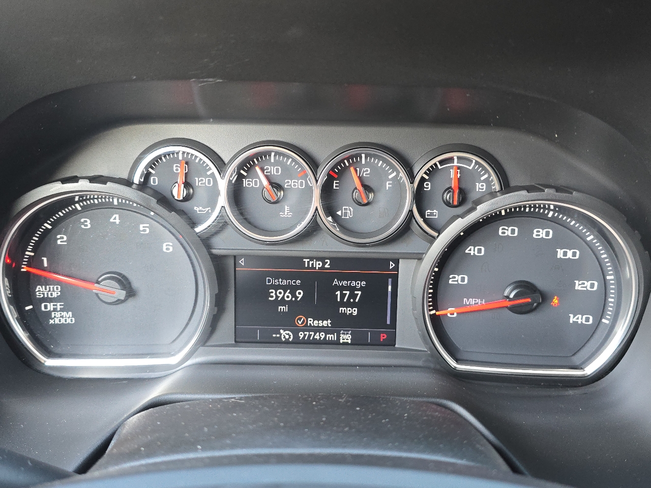 Chevrolet Tahoe 4WD 4dr Z71 2021