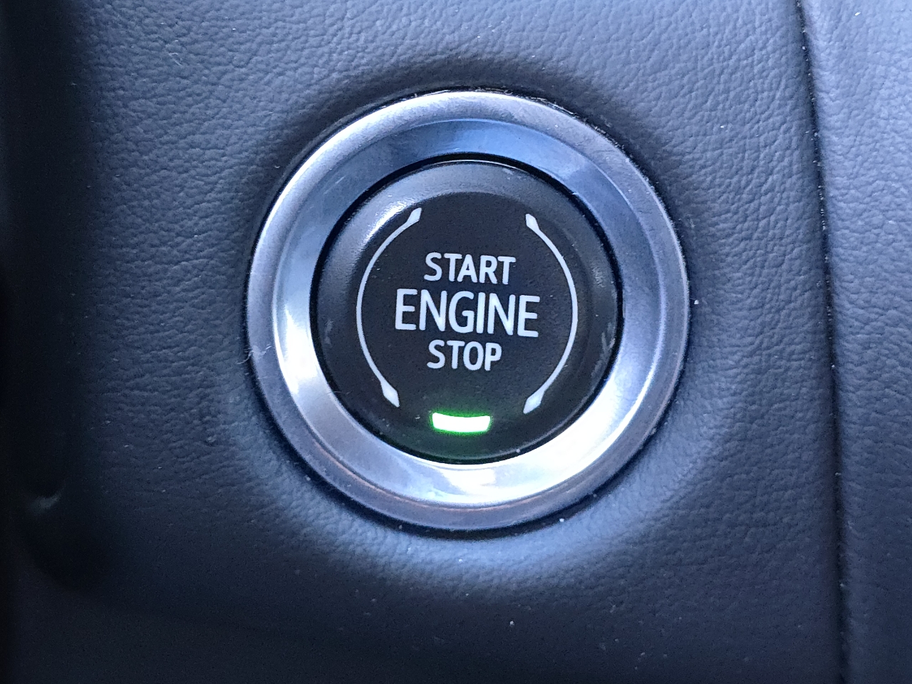 Chevrolet Tahoe 4WD 4dr Z71 2021