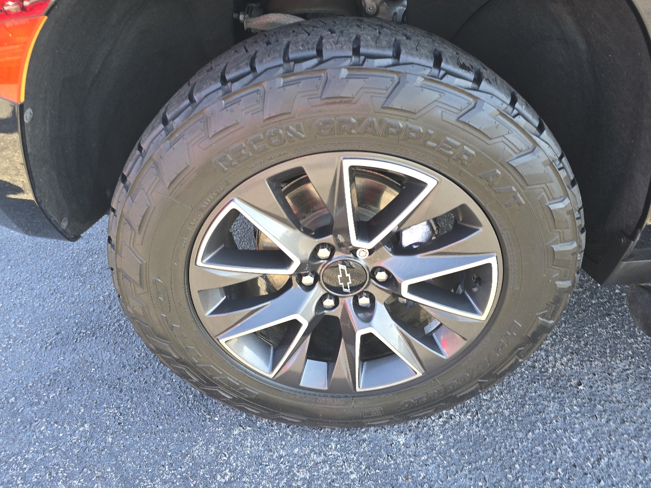 Chevrolet Tahoe 4WD 4dr Z71 2021