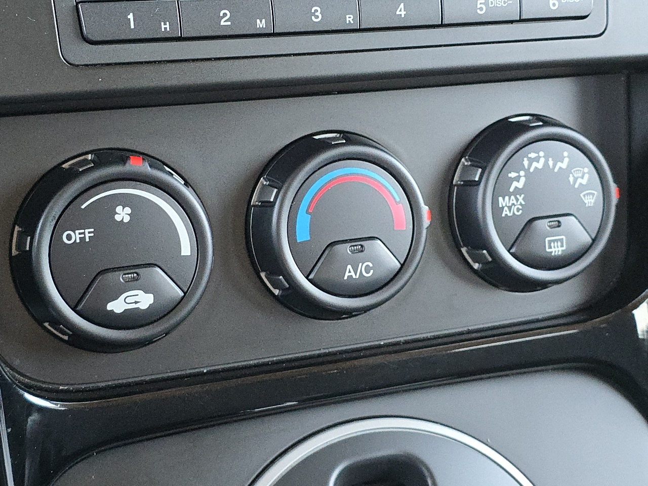 Honda Element 2WD 5dr Auto SC 2010