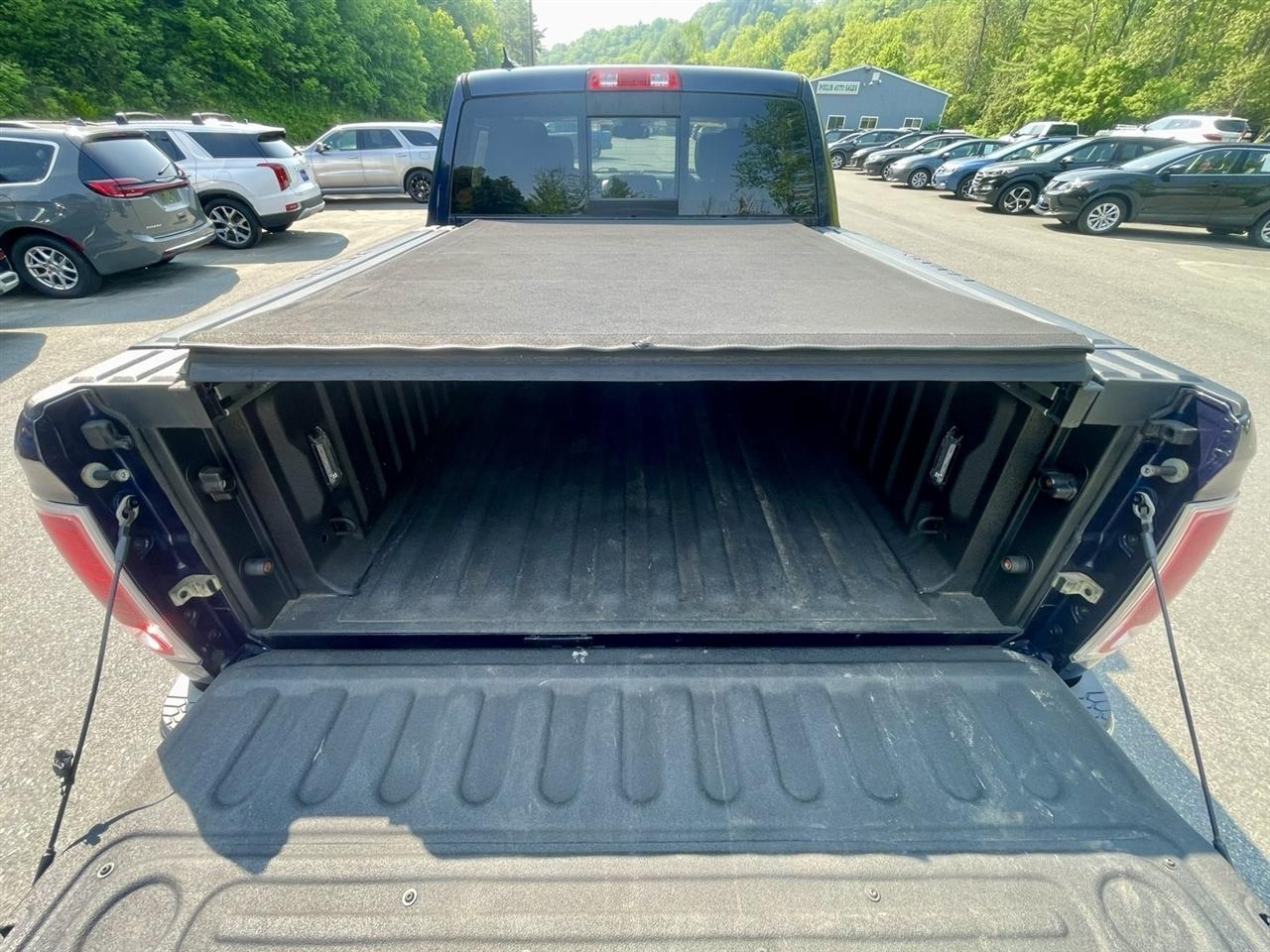 RAM 1500 Laramie Crew Cab SWB 4WD 2017