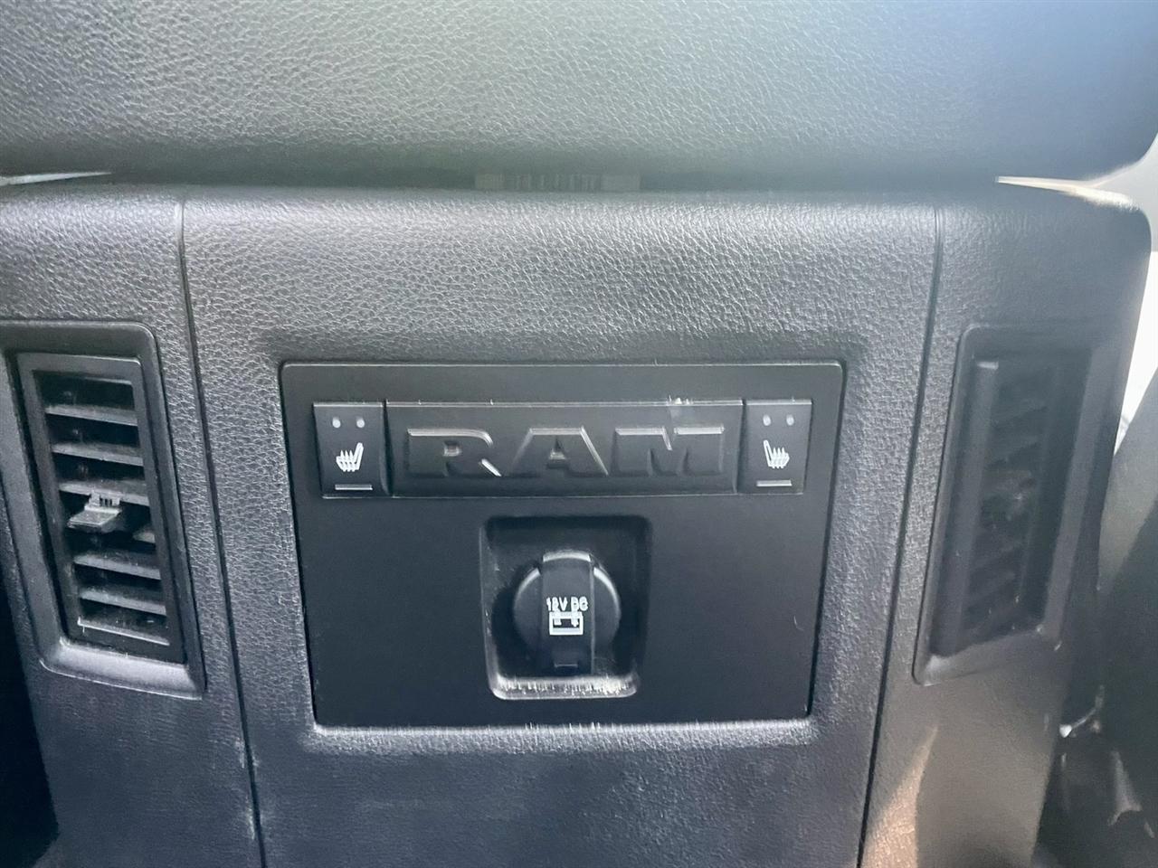 RAM 1500 Laramie Crew Cab SWB 4WD 2017