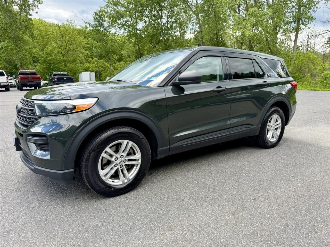 Ford Explorer Base 4WD 2022