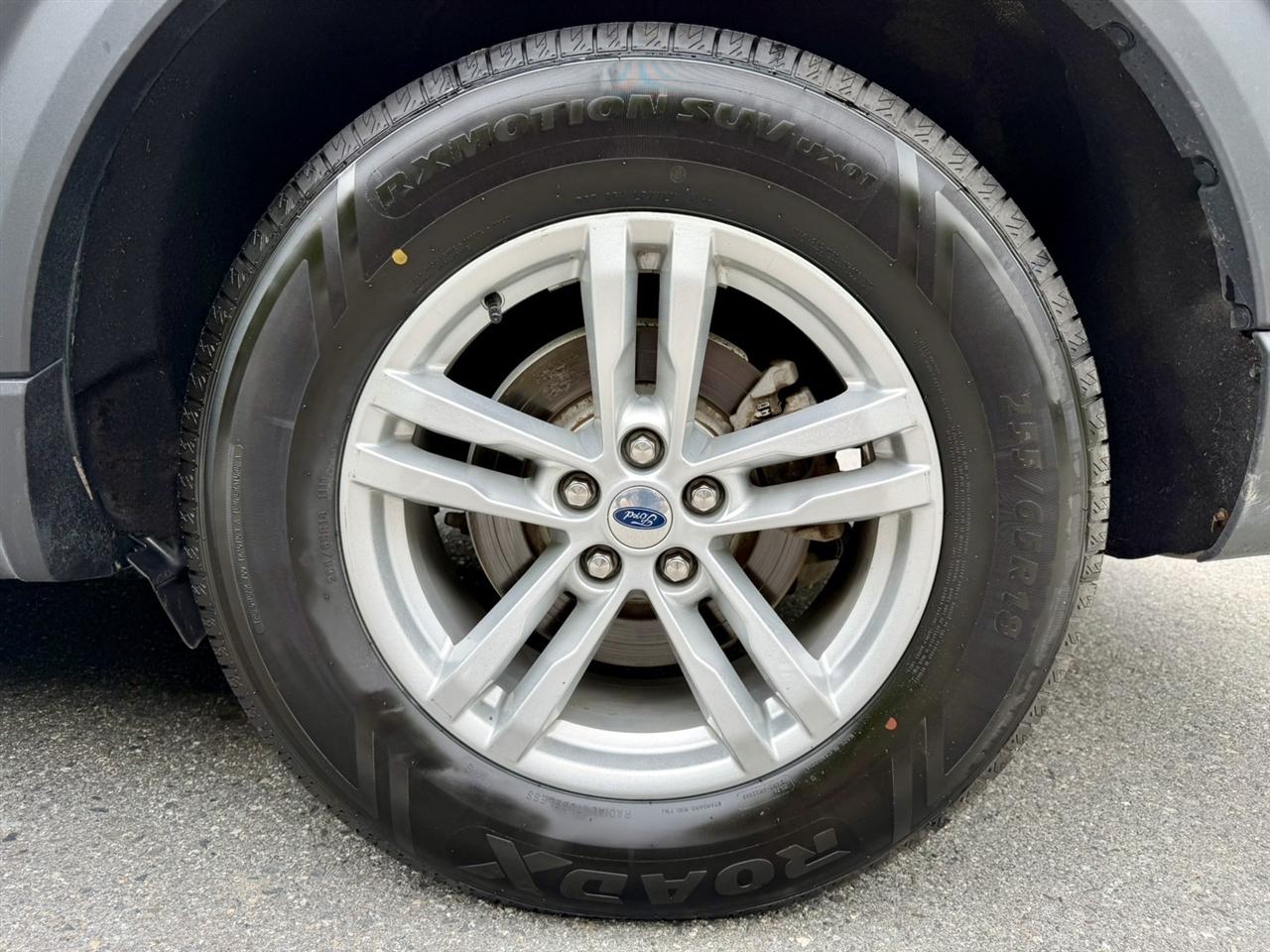 Ford Explorer Base 4WD 2022