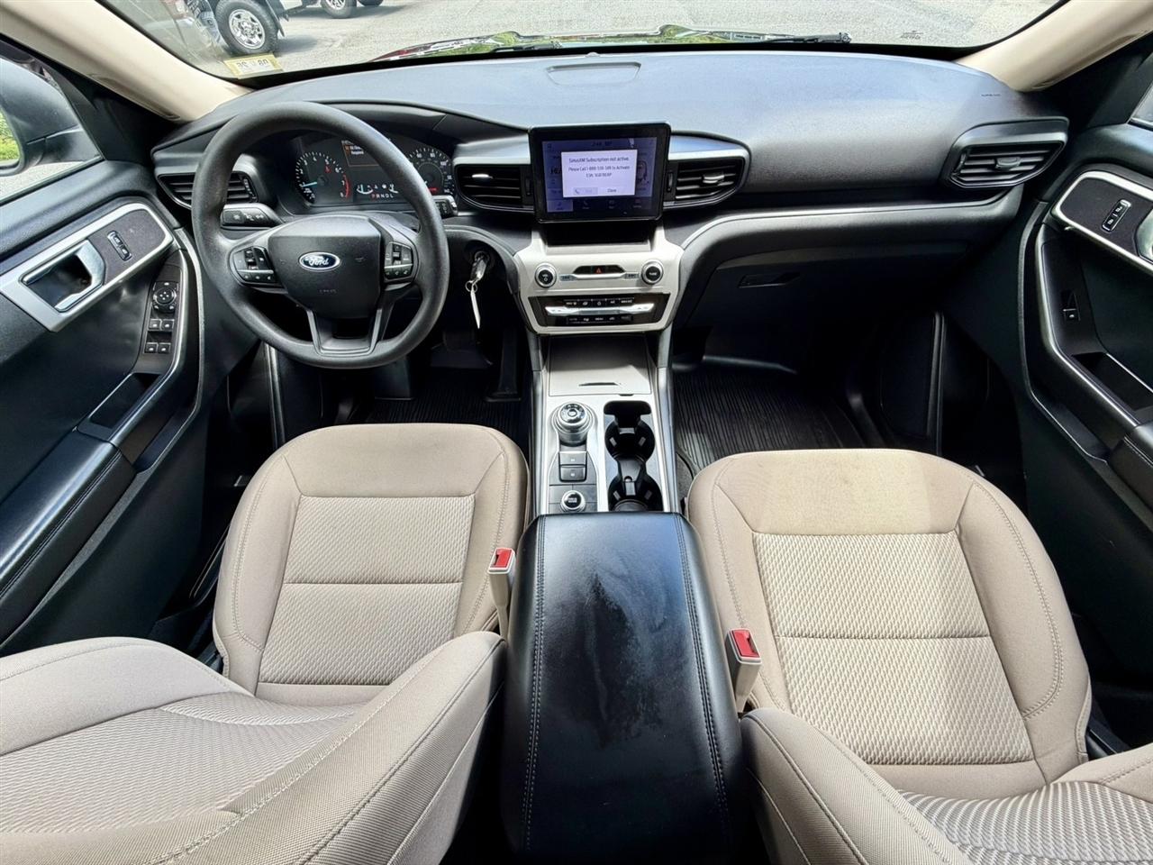 Ford Explorer Base 4WD 2022