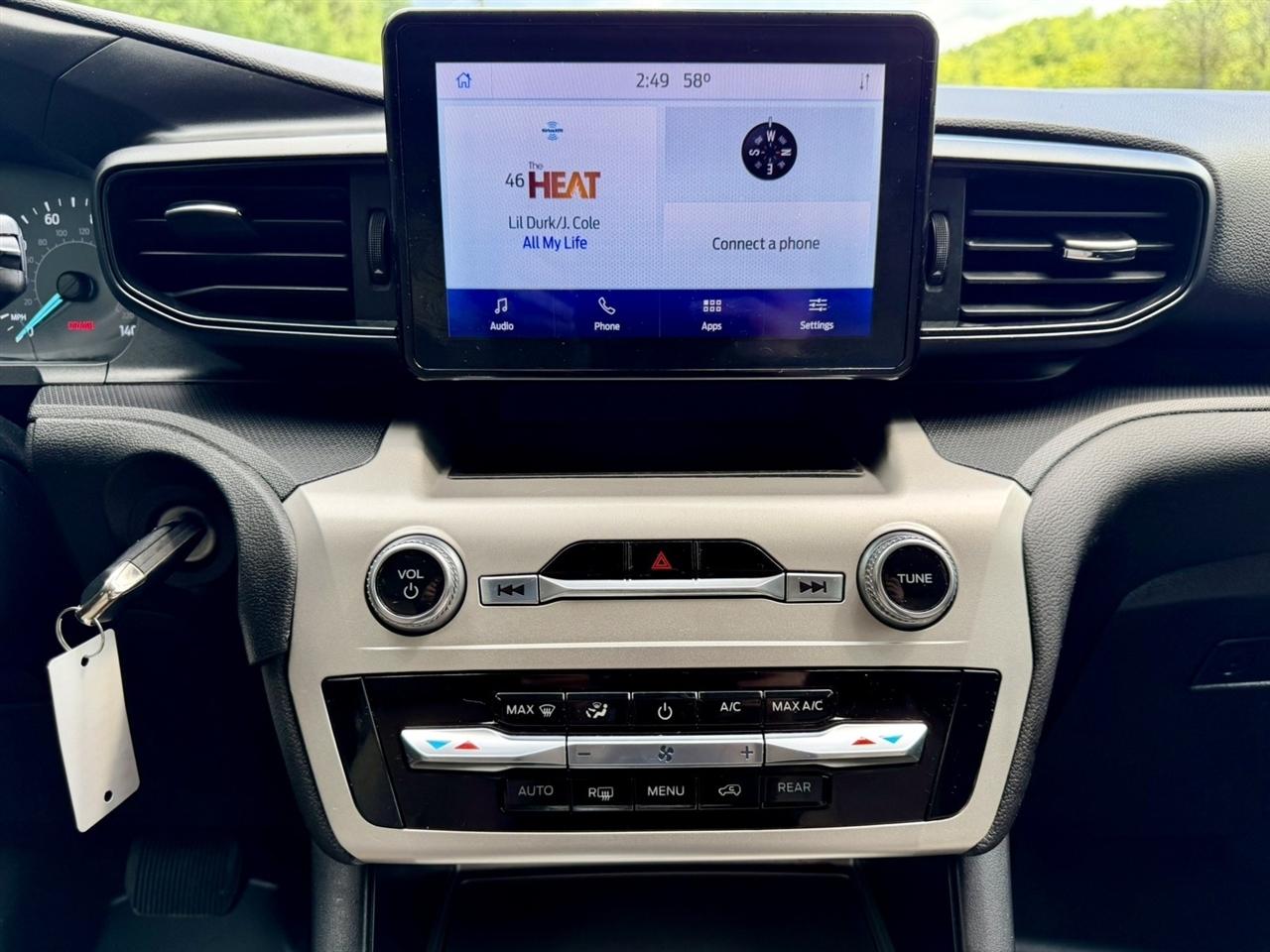 Ford Explorer Base 4WD 2022
