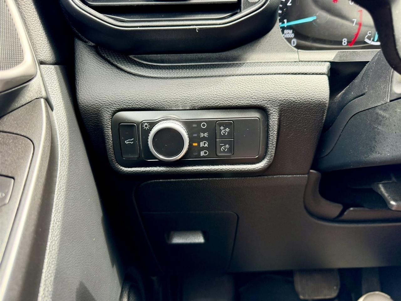 Ford Explorer Base 4WD 2022