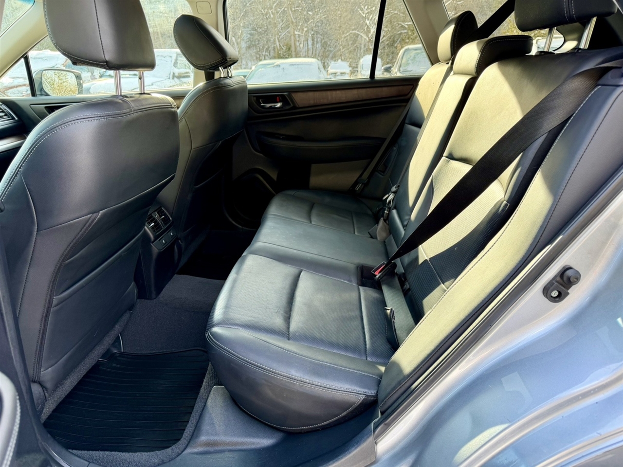 Subaru Outback 2.5i Limited 2015