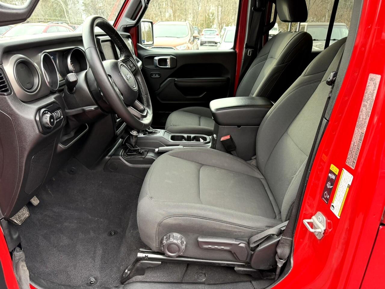 Jeep Wrangler Unlimited Sport 2021