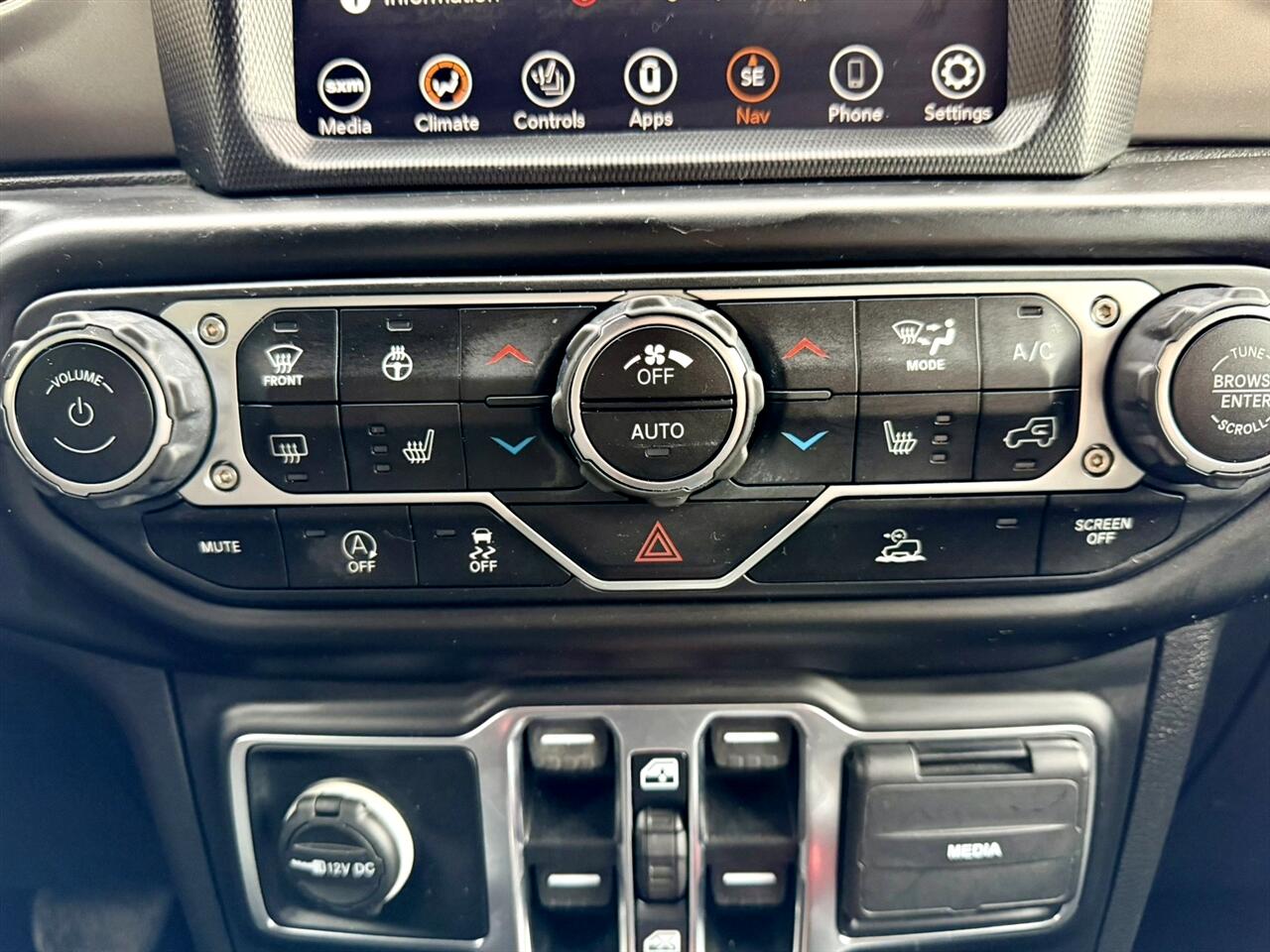 Jeep Wrangler Unlimited Sport 2021