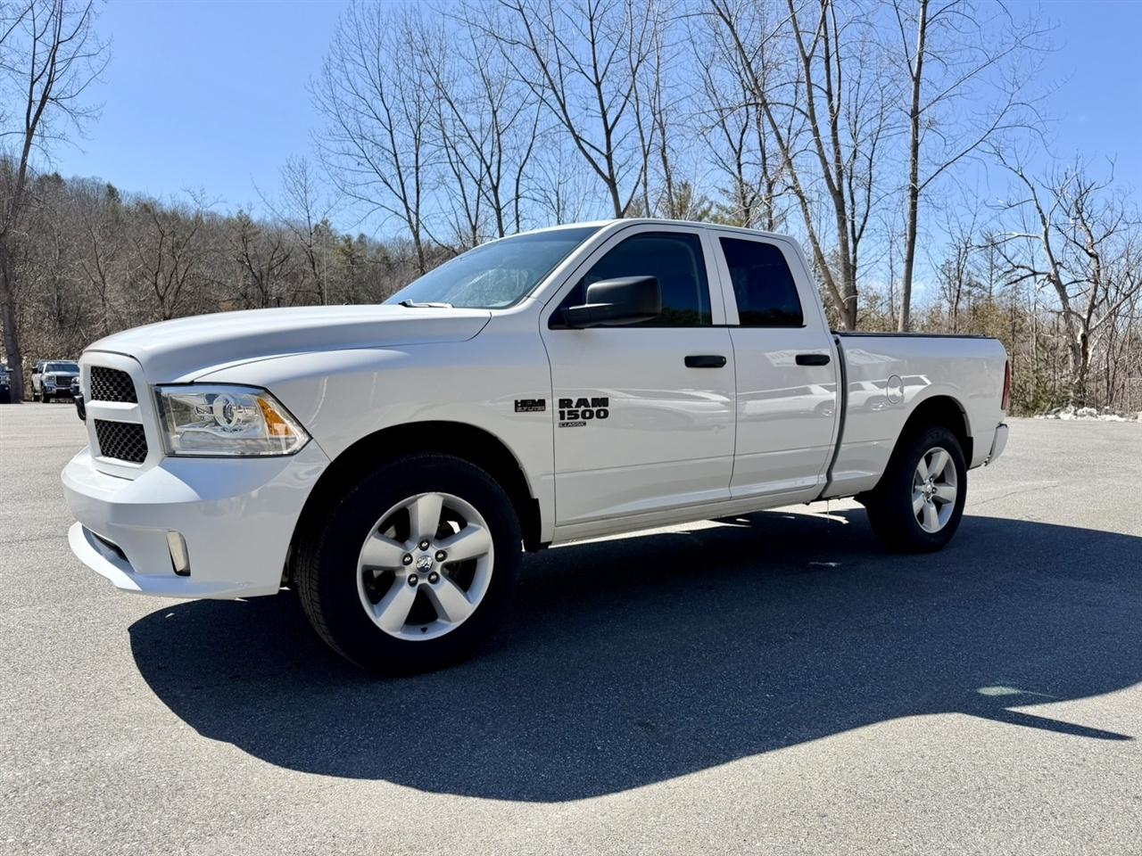 RAM 1500 Classic Express 4x4 Quad Cab 6'4" Box 2019