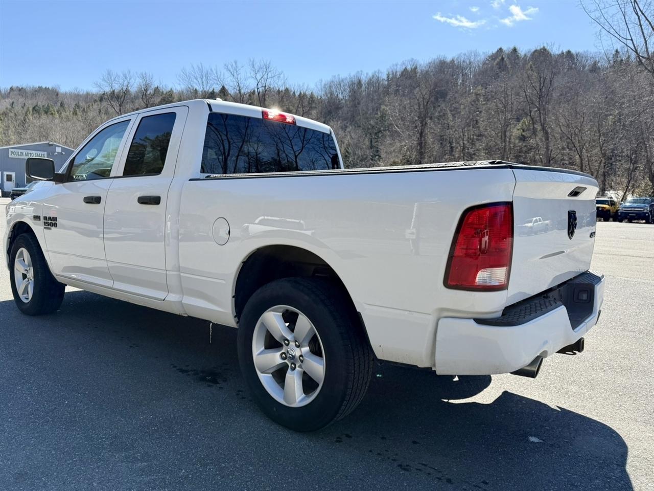 RAM 1500 Classic Express 4x4 Quad Cab 6'4" Box 2019