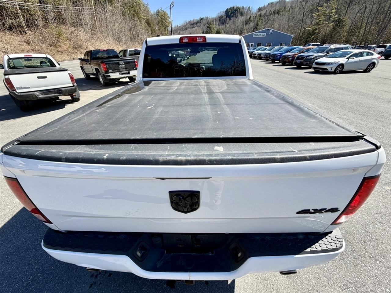 RAM 1500 Classic Express 4x4 Quad Cab 6'4" Box 2019