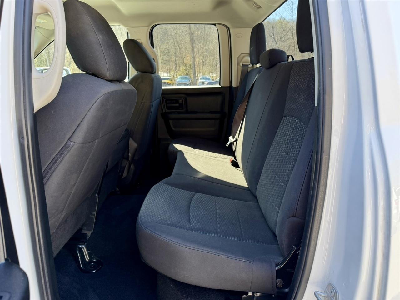 RAM 1500 Classic Express 4x4 Quad Cab 6'4" Box 2019