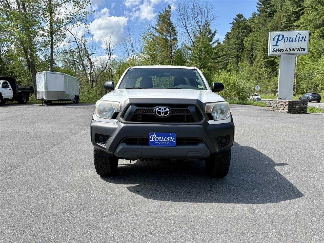 Toyota Tacoma 4WD Access Cab I4 MT (Natl) 2012