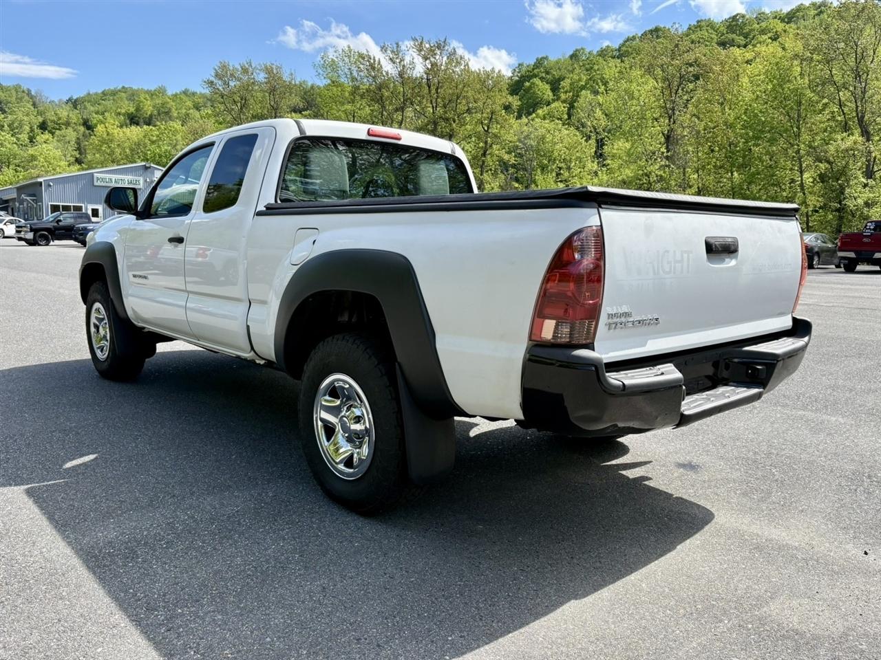 Toyota Tacoma 4WD Access Cab I4 MT (Natl) 2012