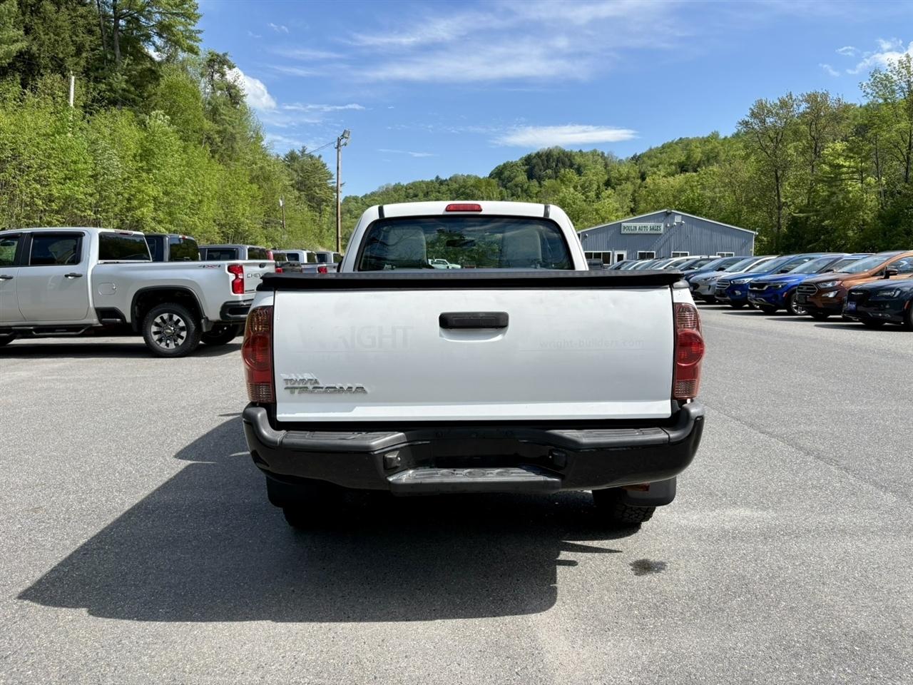 Toyota Tacoma 4WD Access Cab I4 MT (Natl) 2012
