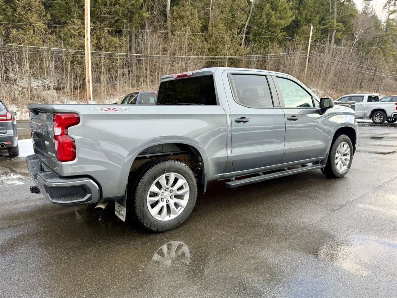 Chevrolet Silverado 1500 Custom Crew Cab Long Box 4WD 2021