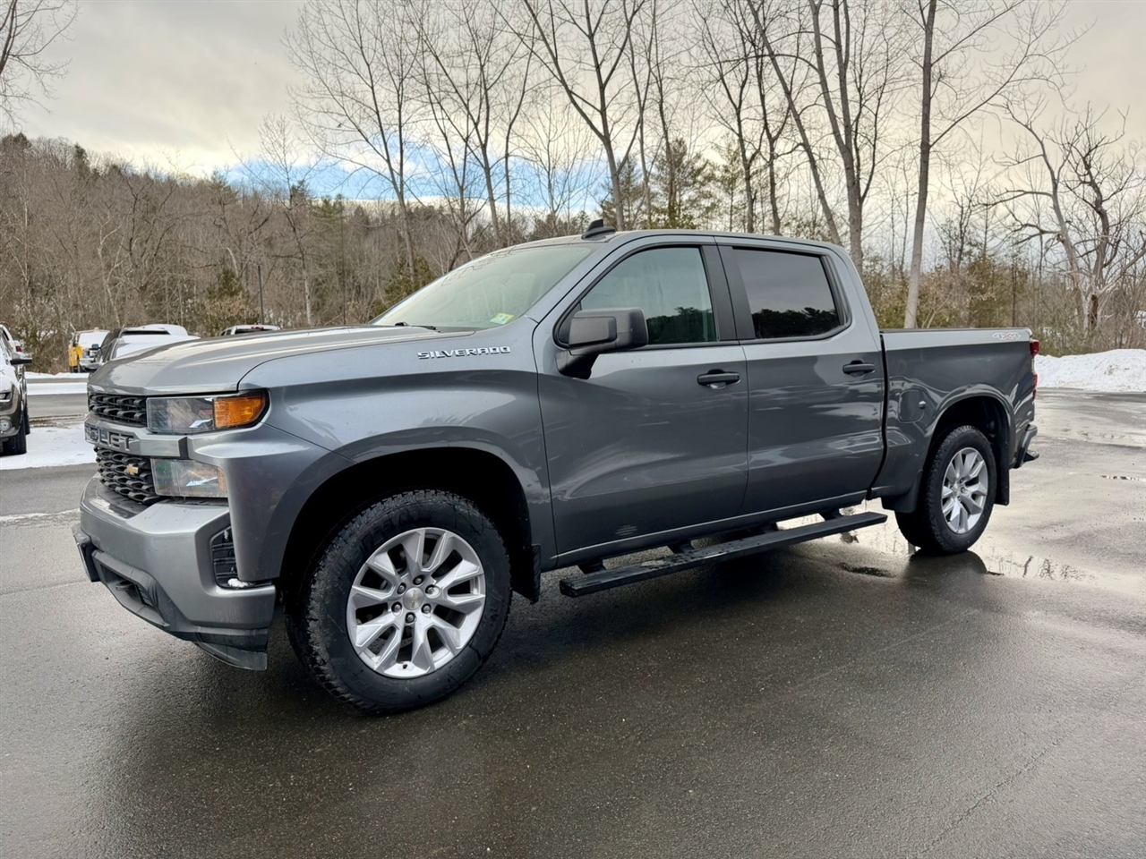 Chevrolet Silverado 1500 Custom Crew Cab Long Box 4WD 2021