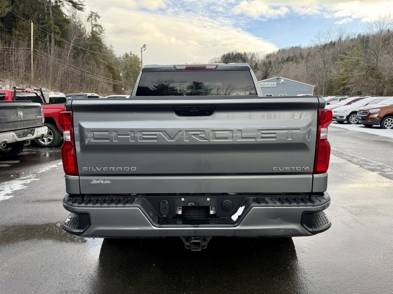 Chevrolet Silverado 1500 Custom Crew Cab Long Box 4WD 2021