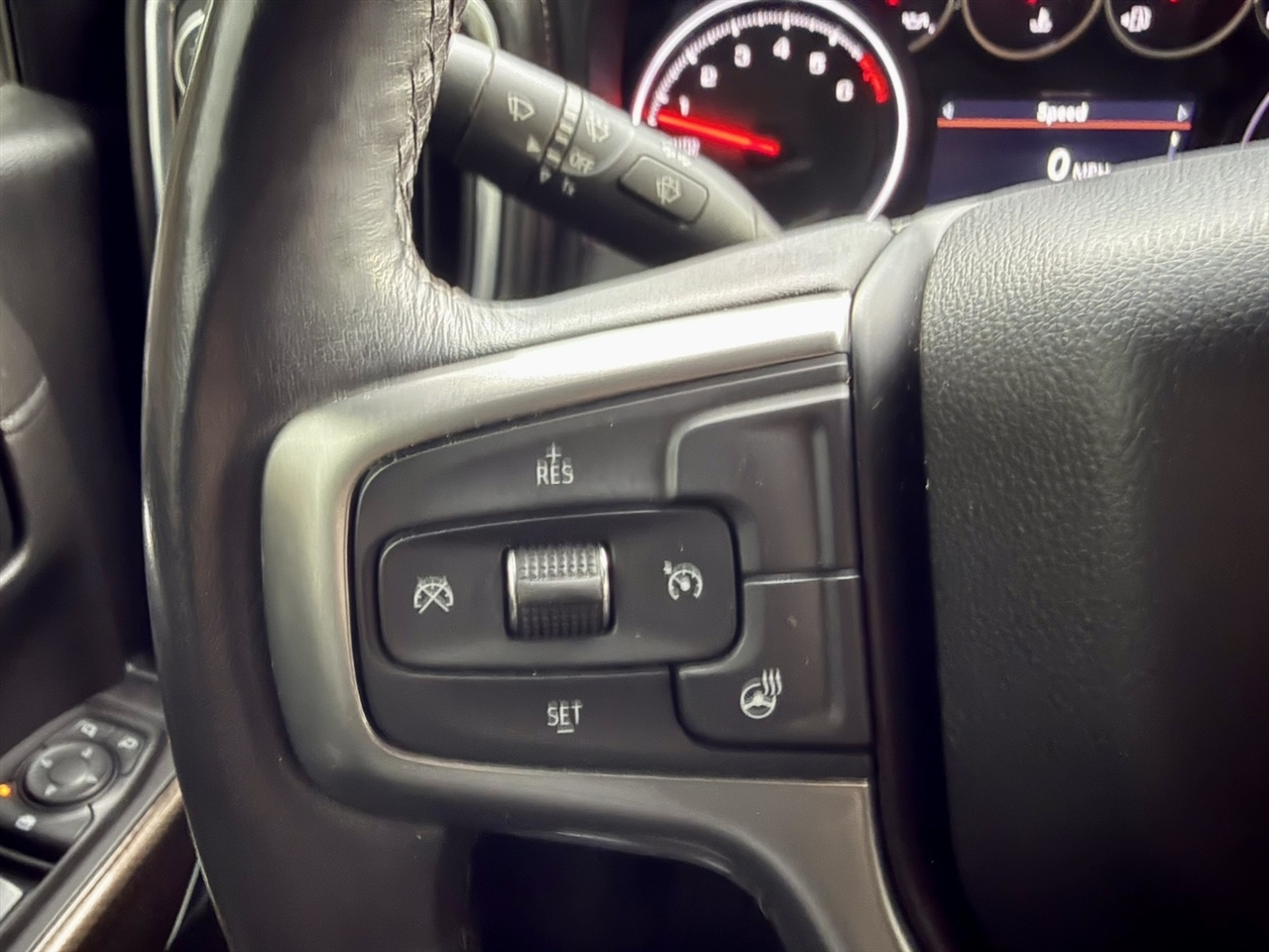 Chevrolet Silverado 1500 RST Crew Cab 4WD 2020