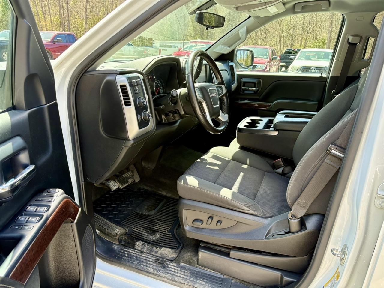GMC Sierra 1500 SLE Double Cab 4WD 2018