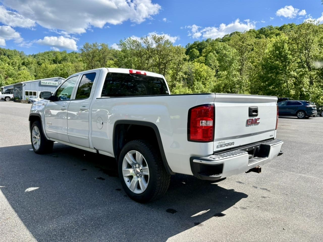 GMC Sierra 1500 4WD Double Cab 143.5" SLE 2018