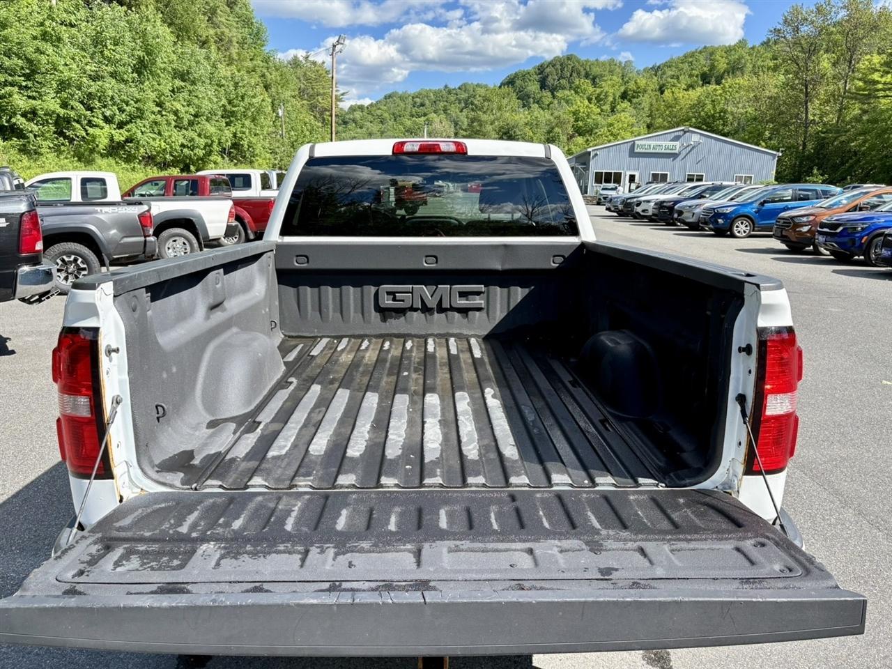 GMC Sierra 1500 4WD Double Cab 143.5" SLE 2018
